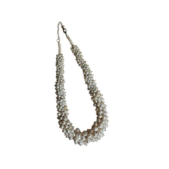 Womens Handmade Pearl Gradient Necklace Lobster Claw Closure White 21" Long NEW - Picture 3 of 4